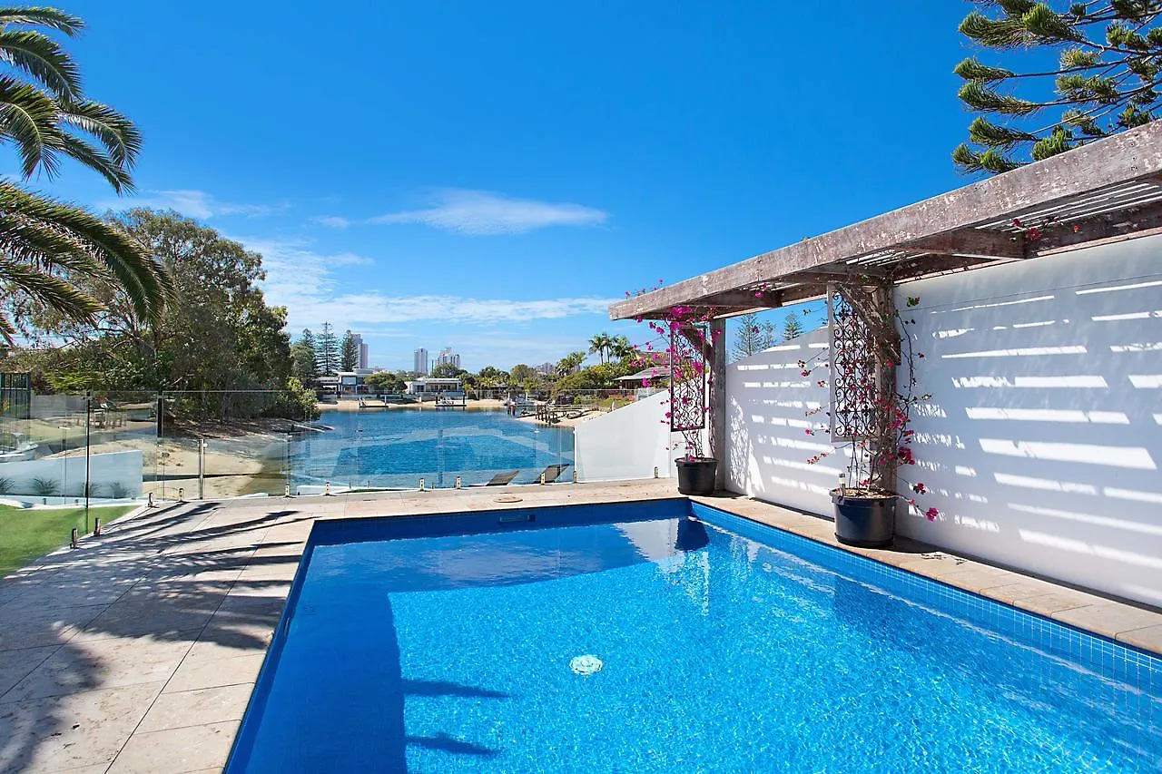 Casa de Férias Coastal Elegance Vila Gold Coast Austrália